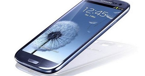 Genial Unboxing del Samsung Galaxy S III, despídete del fin de semana con una sonrisa