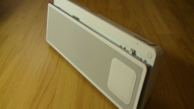 LG Dual docking ND 5520, te mostramos en vídeo la completa base de audio para Android