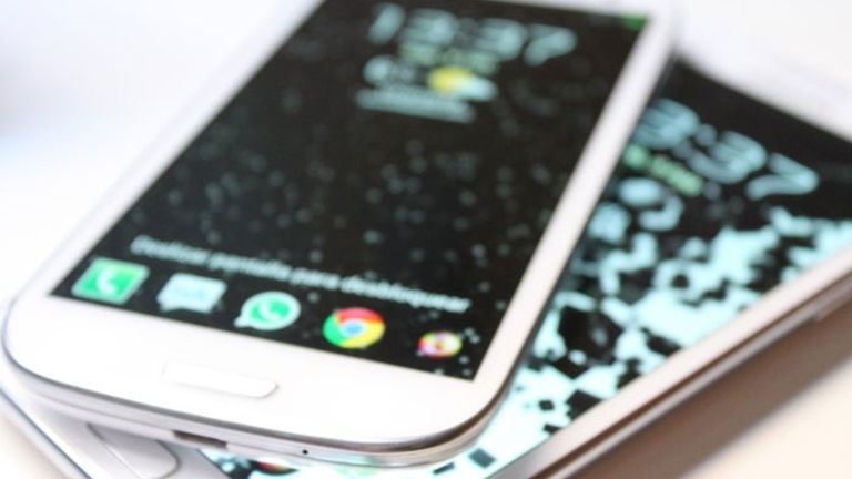 ¿El Samsung Galaxy S IV debería perder el botón físico en el frontal?