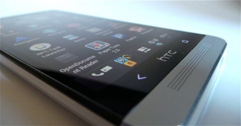 El HTC One tendrá un modelo en color azul además de la versión en rojo