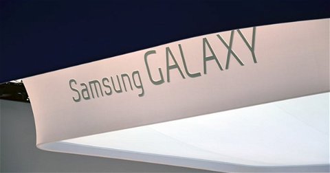 Samsung prepara el Galaxy S 4 Zoom, un smartphone con una cámara fotográfica superior