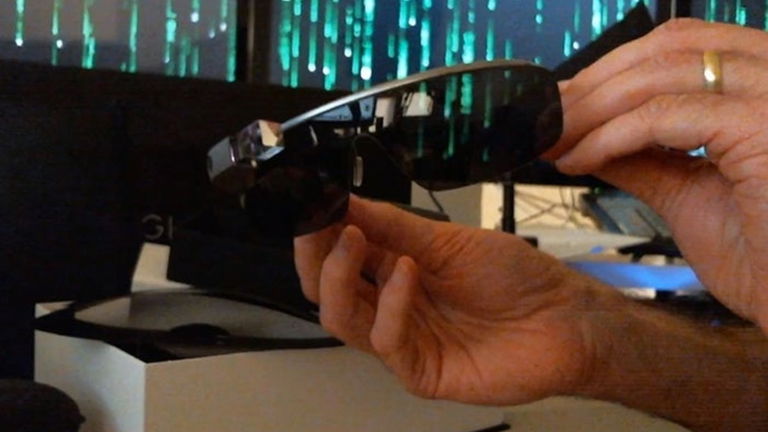 Primer unboxing en vídeo de Google Glass, ¡no te lo pierdas!