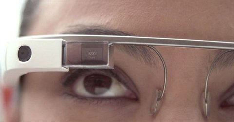 ¿Quieres ver cómo se ve realmente a través de las Google Glass?, no te pierdas este vídeo