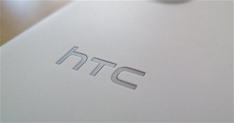 ¿Prepara HTC entrar de lleno en el mercado de los phablets?