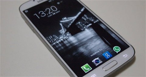 Primer caso de malware pre-instalado en un clon del Samsung Galaxy S4