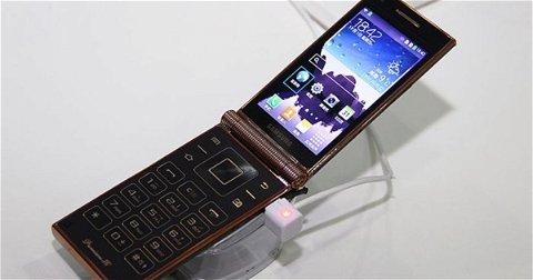 Samsung lanzará un flip phone con Snapdragon 800 en Asia