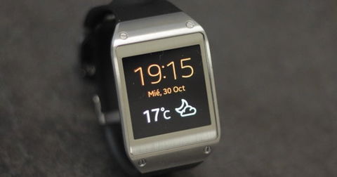 El Samsung Galaxy Gear ya permite ver tus publicaciones en Facebook, Twitter y Gmail