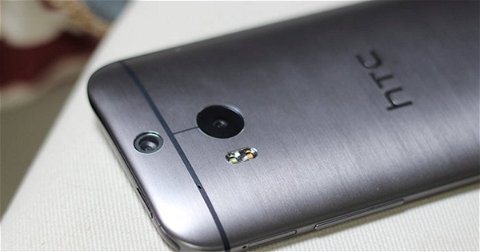 ¿Ha sido suspendido el desarrollo del HTC One (M8) Prime?