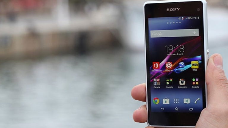 Las ventas de los smartphones tope de gama compactos no son las esperadas
