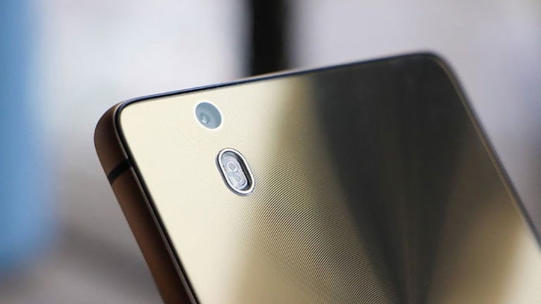 Infocus M810T, un diseño cuidado y elegante por menos de 150 euros