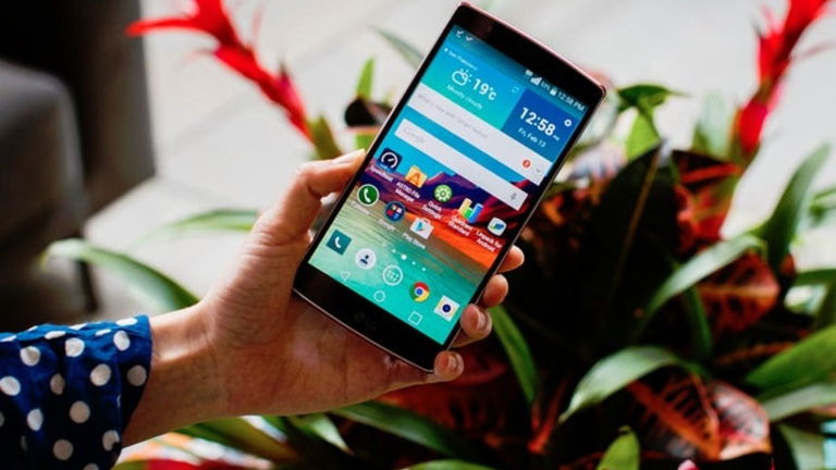 Todo listo para comenzar la producción en masa de los paneles flexibles de LG