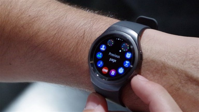 Samsung vende en China 180.000 smartwatches Galaxy Gear S2 en menos de 8 horas