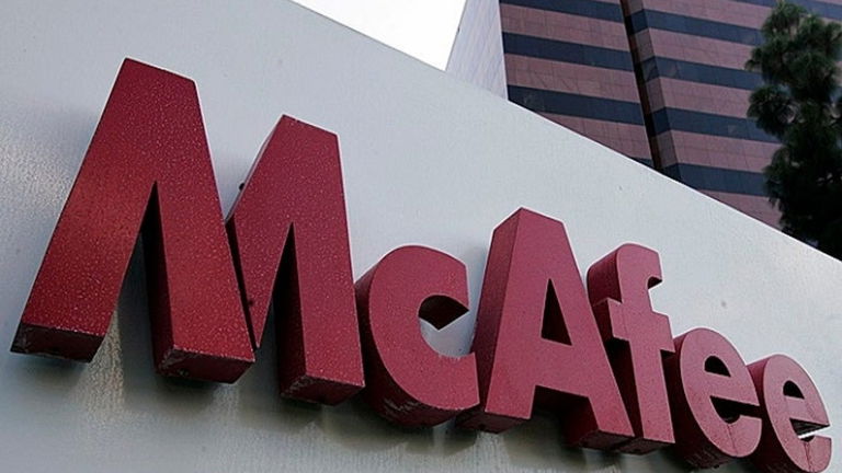 McAfee la lía: usa malware para hacer creer que puede leer mensajes cifrados de WhatsApp