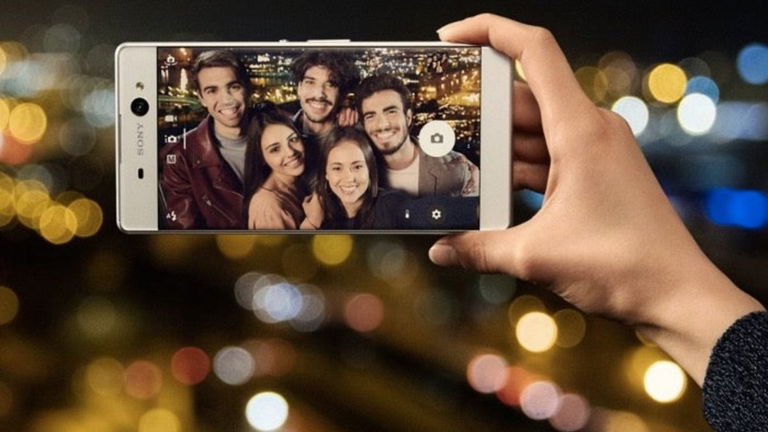 Sony Xperia XA Ultra: ya es oficial el primer gigante de la nueva familia Xperia X