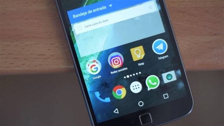 Con Android 10 en boca de todos, Motorola actualiza el Moto G4 Plus a Android 8.1 Oreo