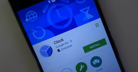 El reloj de Google añade soporte para multiventana y alarmas sin desbloquear el terminal
