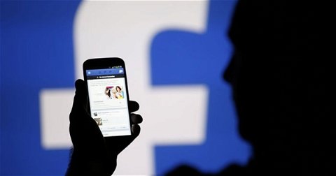 España empieza a investigar a Facebook y WhatsApp por lo que hacen con tus datos personales