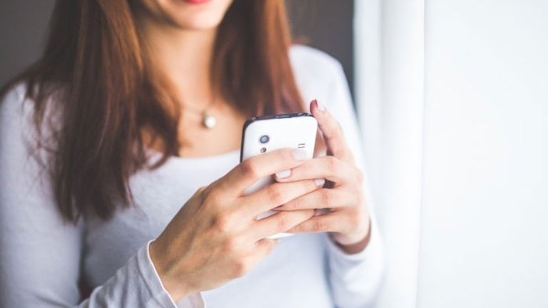 Lo sentimos Movistar, nadie va a comprar móviles obsoletos en tu Zona Outlet