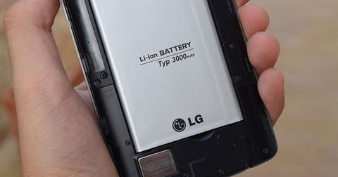 Samsung considera la opción de usar baterías LG en el Galaxy S8