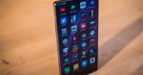 Xiaomi Mi Mix, unboxing y primeras impresiones del teléfono sin marcos de Xiaomi