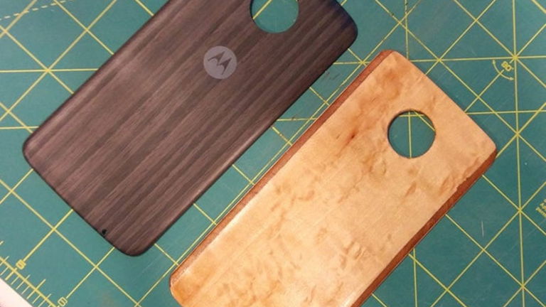 Esta carcasa es un Moto Mod que ofrece carga inalámbrica a los Moto Z