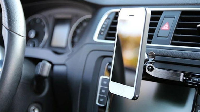 Hazlo tú mismo: Fabrica un soporte del coche para tu móvil