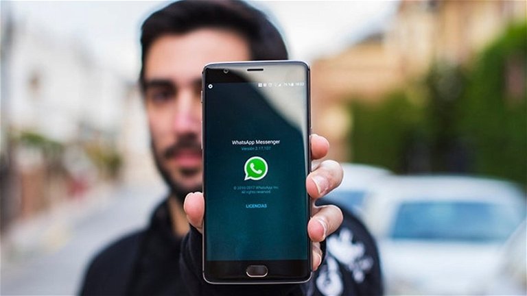 El famoso círculo negro de WhatsApp es mucho peor en iOS que en Android