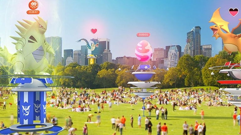 Pues no, Pokémon GO no está muerto aunque lo creas y sigue generando avalanchas de gente como prueba irrefutable