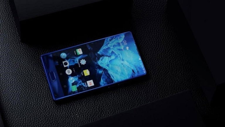 DOOGEE Mix, el smartphone sin marcos con una resistencia admirable