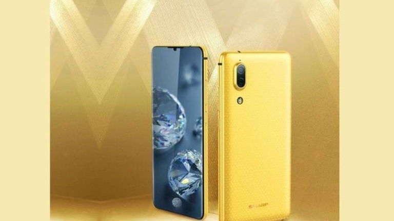El nuevo móvil sin marcos de Sharp sería una mezcla entre el Essential Phone y el iPhone 8