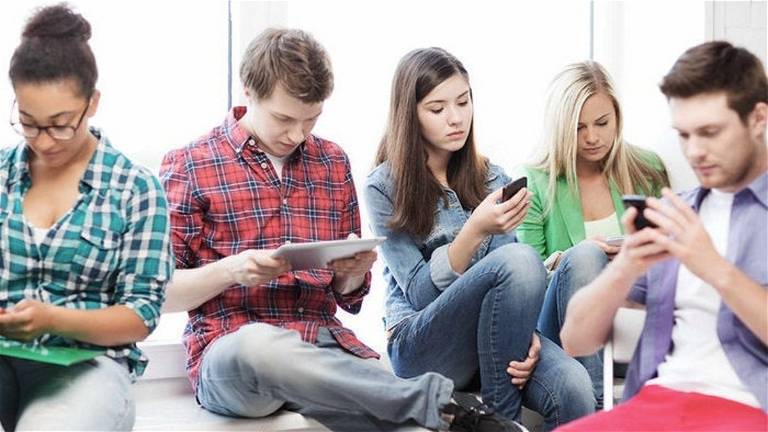 Solo 1 de cada 10 adolescentes estadounidenses usa un smartphone Android, ¿qué está pasando?