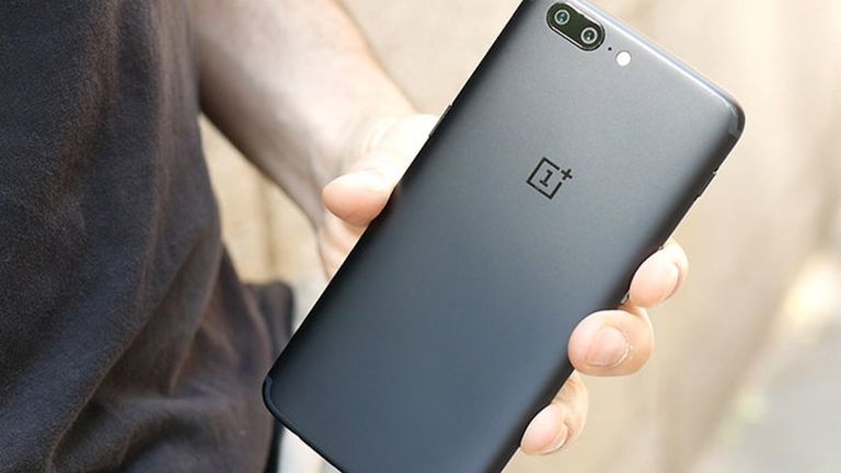 OnePlus 5 dice adiós a su modelo Midnight Black, descatalogado en su tienda oficial