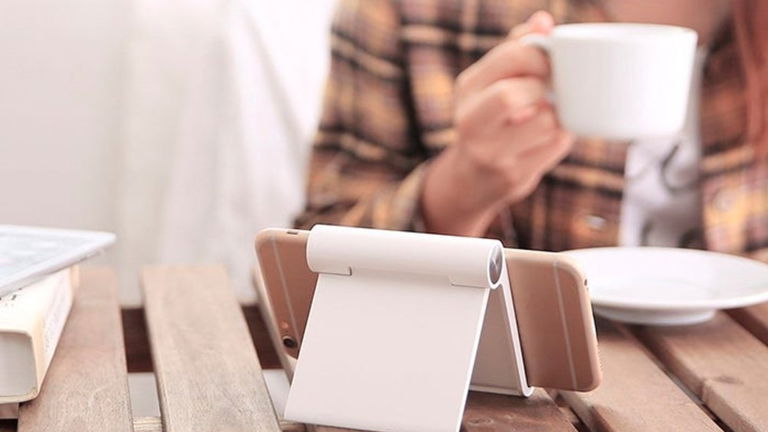 Los mejores soportes de escritorio para tu Android