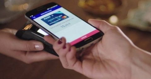 Ya puedes pagar con tu móvil en cualquier establecimiento gracias a Carrefour Pass