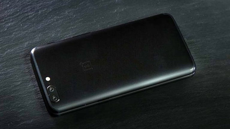OnePlus quiere convencerte de que no necesitas carga inalámbrica en tu smartphone