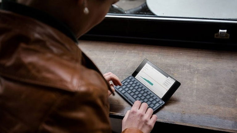 Las PDA reviven en 2018 gracias a Android: así es el Planet Computers Gemini