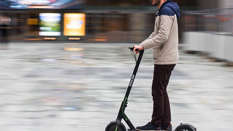 El primer scooter con Android del mundo es de Archos y está más actualizado que tu móvil