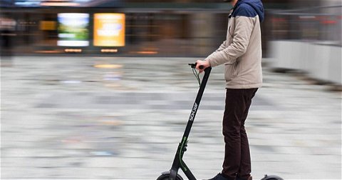 El primer scooter con Android del mundo es de Archos y está más actualizado que tu móvil