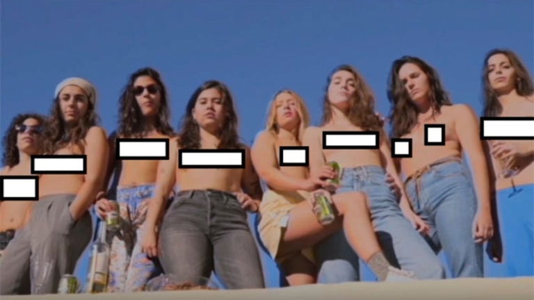 YouTube abre sus políticas y ya permite mostrar pechos femeninos, aunque con matices...