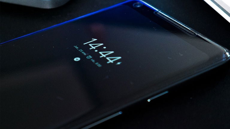 Android P permitiría cambiar el fondo de pantalla en el modo Always On Display