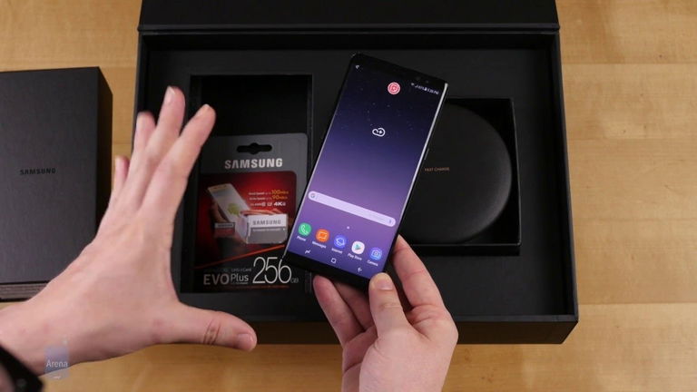 ¿Por qué los fabricantes no regalan accesorios al comprar un smartphone?