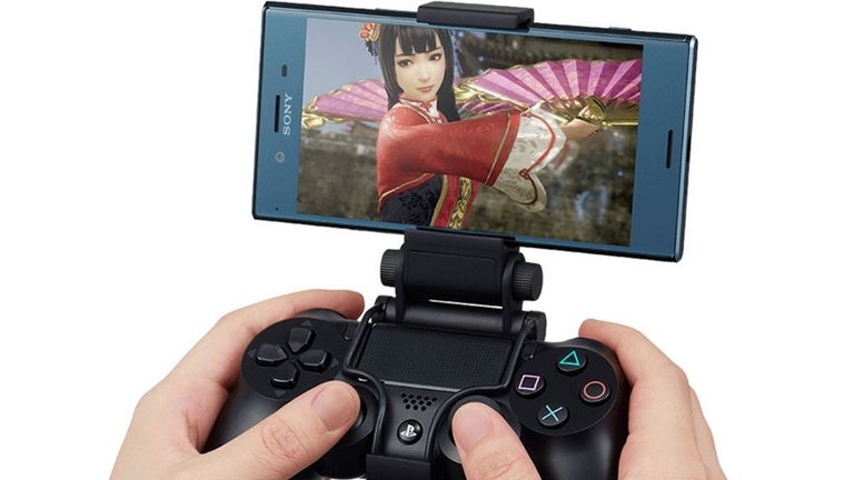 ¿Móviles para "gamers" teniendo un mando de PS4? Esta es la ingeniosa solución de Sony....