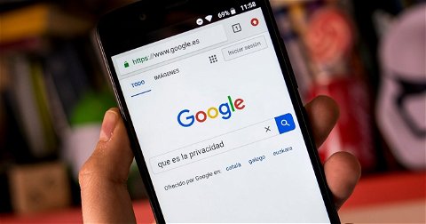 Cómo borrar el historial de Google en un móvil Android en unos segundos