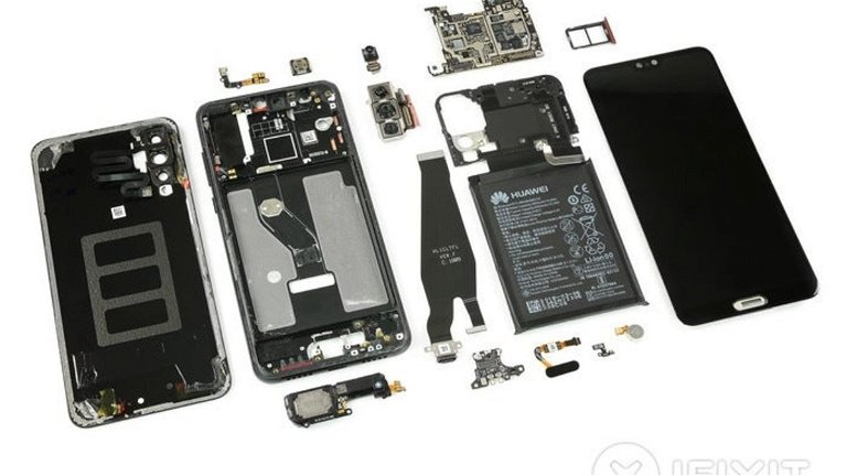 Según iFixit, el Huawei P20 Pro es tan difícil de reparar como el Samsung Galaxy S9