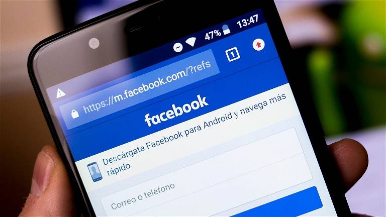 Más de 80.000 mensajes privados de Facebook están en venta por un hackeo