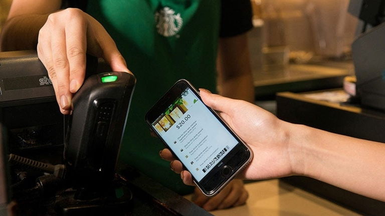 Cuando la app de pagos de Starbucks tiene más usuarios que Google Pay y Apple Pay...