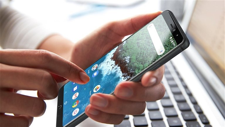 Google borra la información sobre la garantía de 2 años de actualizaciones de Android One