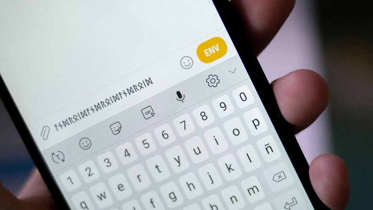 Cifra tus mensajes escribiendo en rúnico y no dejes que nadie espíe tu WhatsApp