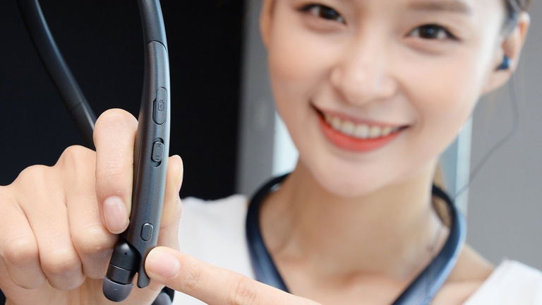 Los nuevos auriculares de LG tienen Google Assistant integrado y traducen en tiempo real