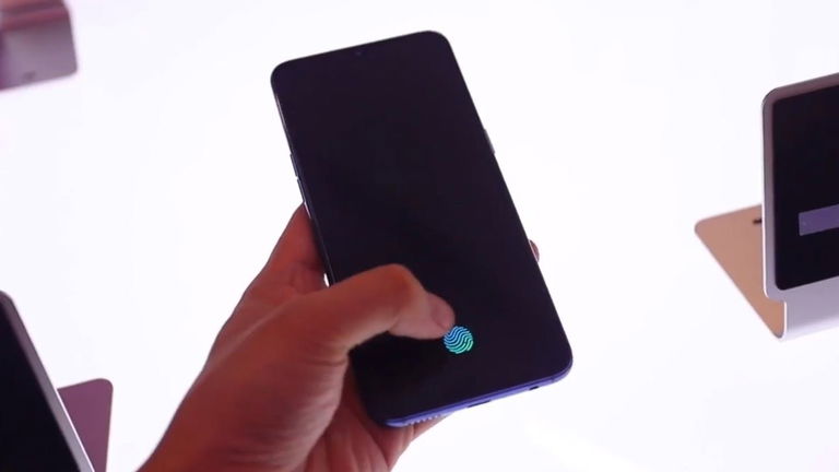 Samsung apunta al Galaxy S10 y patenta al fin su lector dactilar integrado bajo la pantalla
